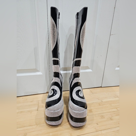 Dolls Kill Current Mood How Sweet It Is Platform Rhinestone Swirl Black Boots 8 - Picture 5 of 16